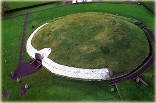 mohyla Newgrange
